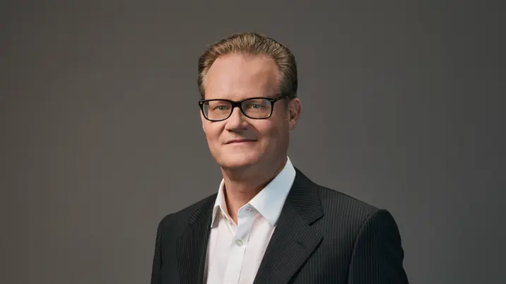 James Lamont to leave FT after 25 years