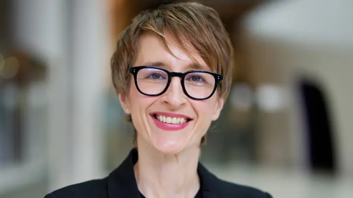 Opportunities & Threats: B2B Media