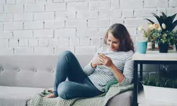 Brits increasingly consume commercial media on their own, reveals new IPA data